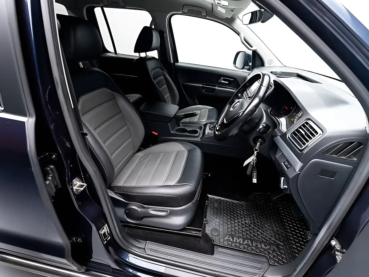 Used 2019 Volkswagen Amarok Highline Blue - Interior and Exterior details 20