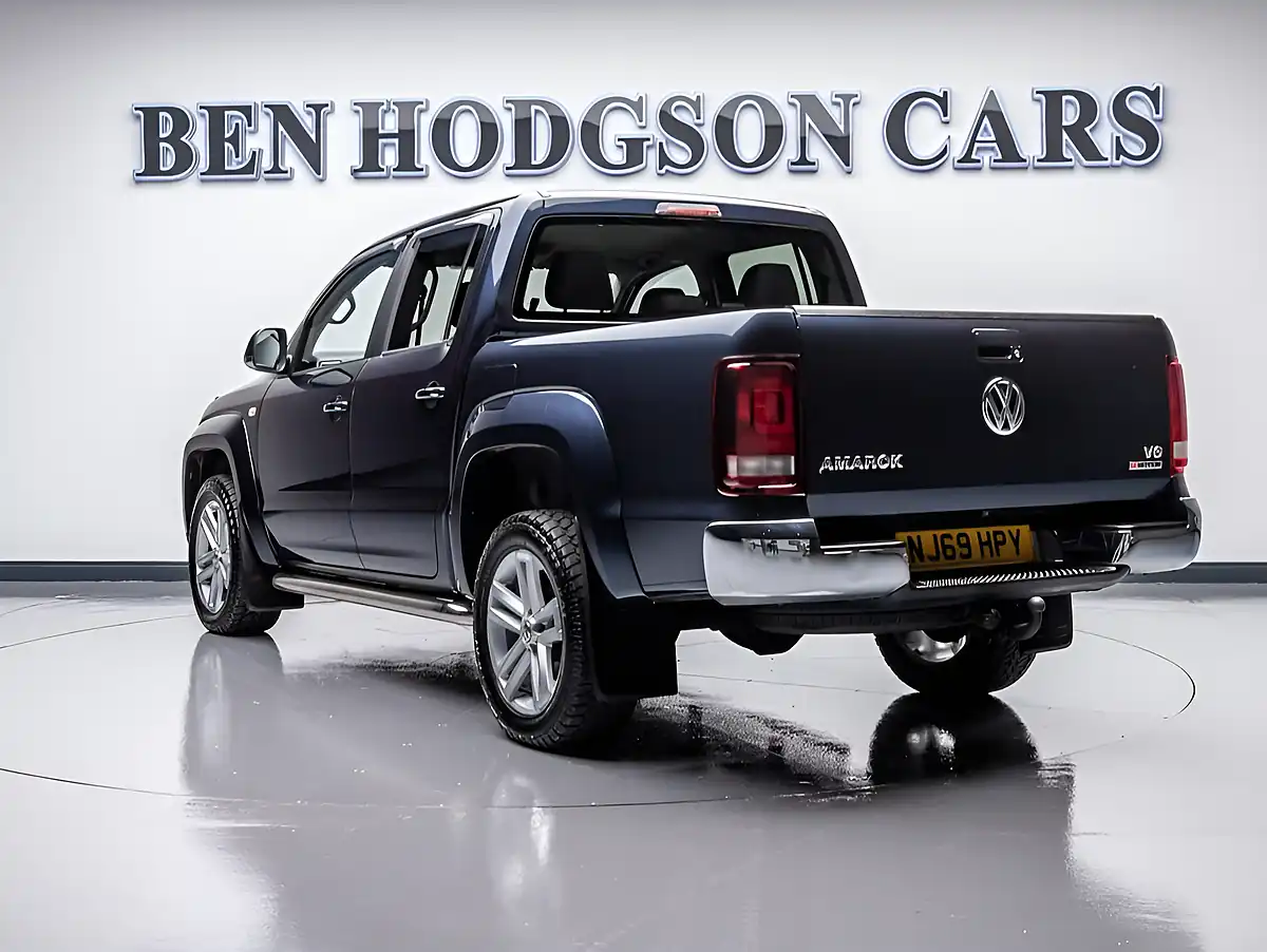 Used 2019 Volkswagen Amarok Highline Blue - Interior and Exterior details 4