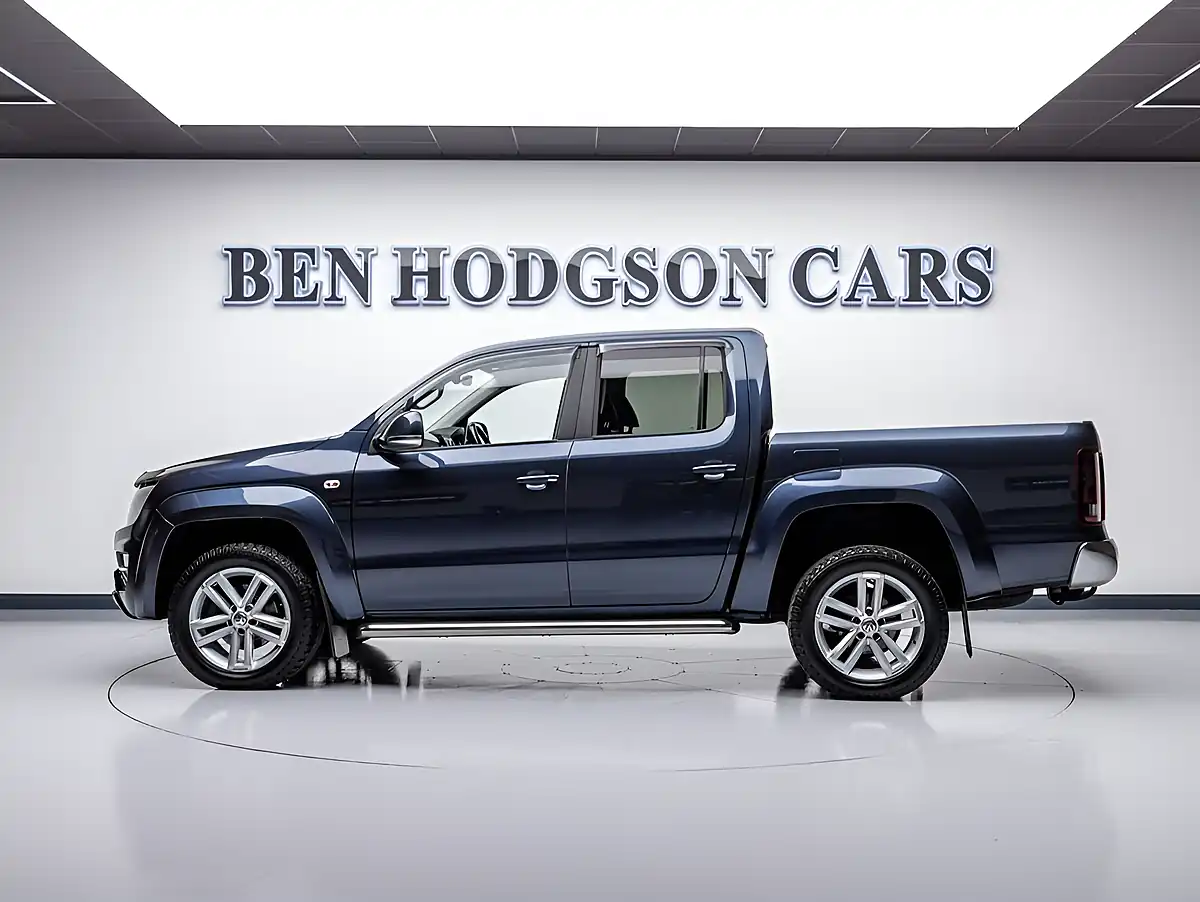 Used 2019 Volkswagen Amarok Highline Blue - Interior and Exterior details 5