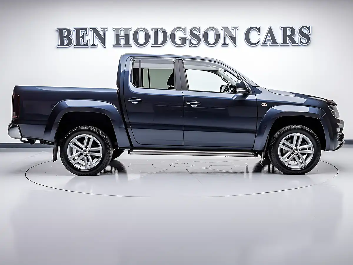 Used 2019 Volkswagen Amarok Highline Blue - Interior and Exterior details 6