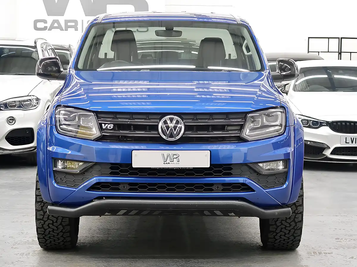 Used 2019 Volkswagen Amarok Highline Blue - Interior and Exterior details 2