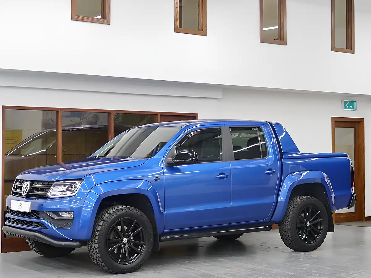Used 2019 Volkswagen Amarok Highline Blue - Interior and Exterior details 3
