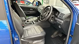 Used 2019 Volkswagen Amarok Highline Blue - Interior and Exterior details 11