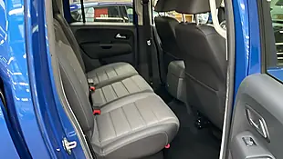 Used 2019 Volkswagen Amarok Highline Blue - Interior and Exterior details 12