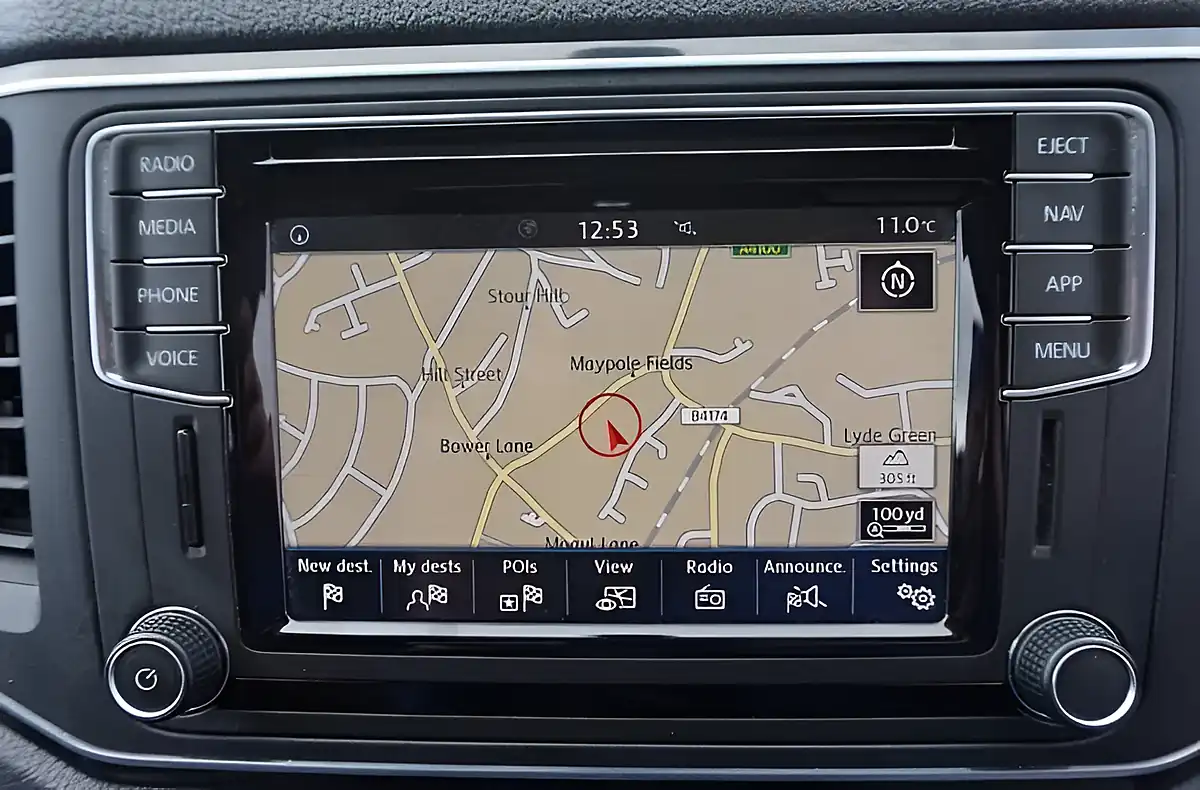 Used 2019 Volkswagen Amarok Highline Blue - Interior and Exterior details 14