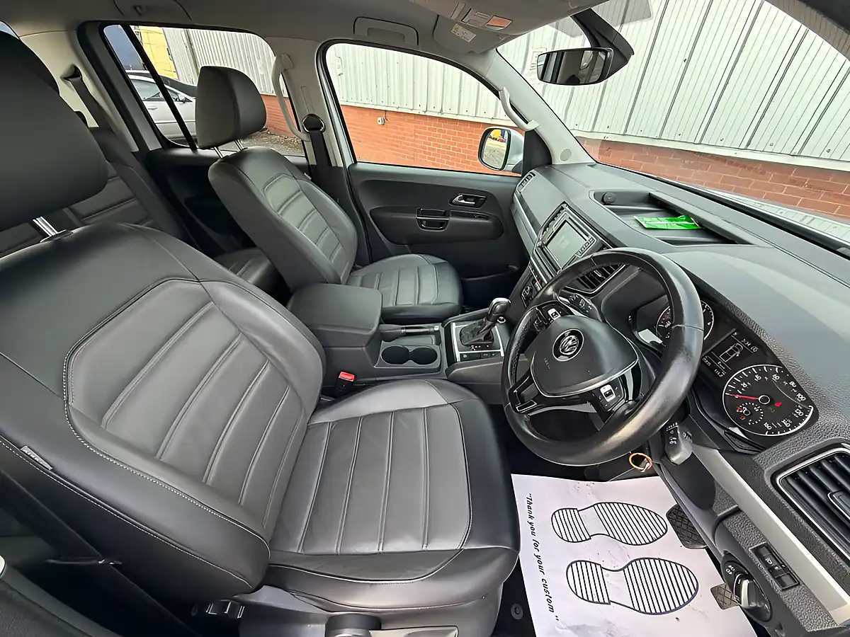 Used 2019 Volkswagen Amarok Highline Silver - Interior and Exterior details 11