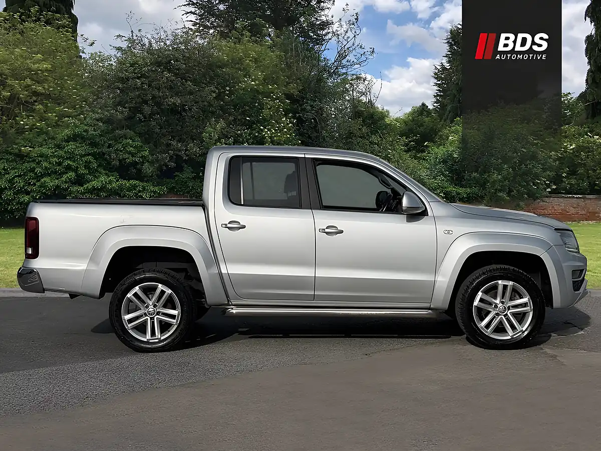 Used 2019 Volkswagen Amarok Highline Silver - Interior and Exterior details 3