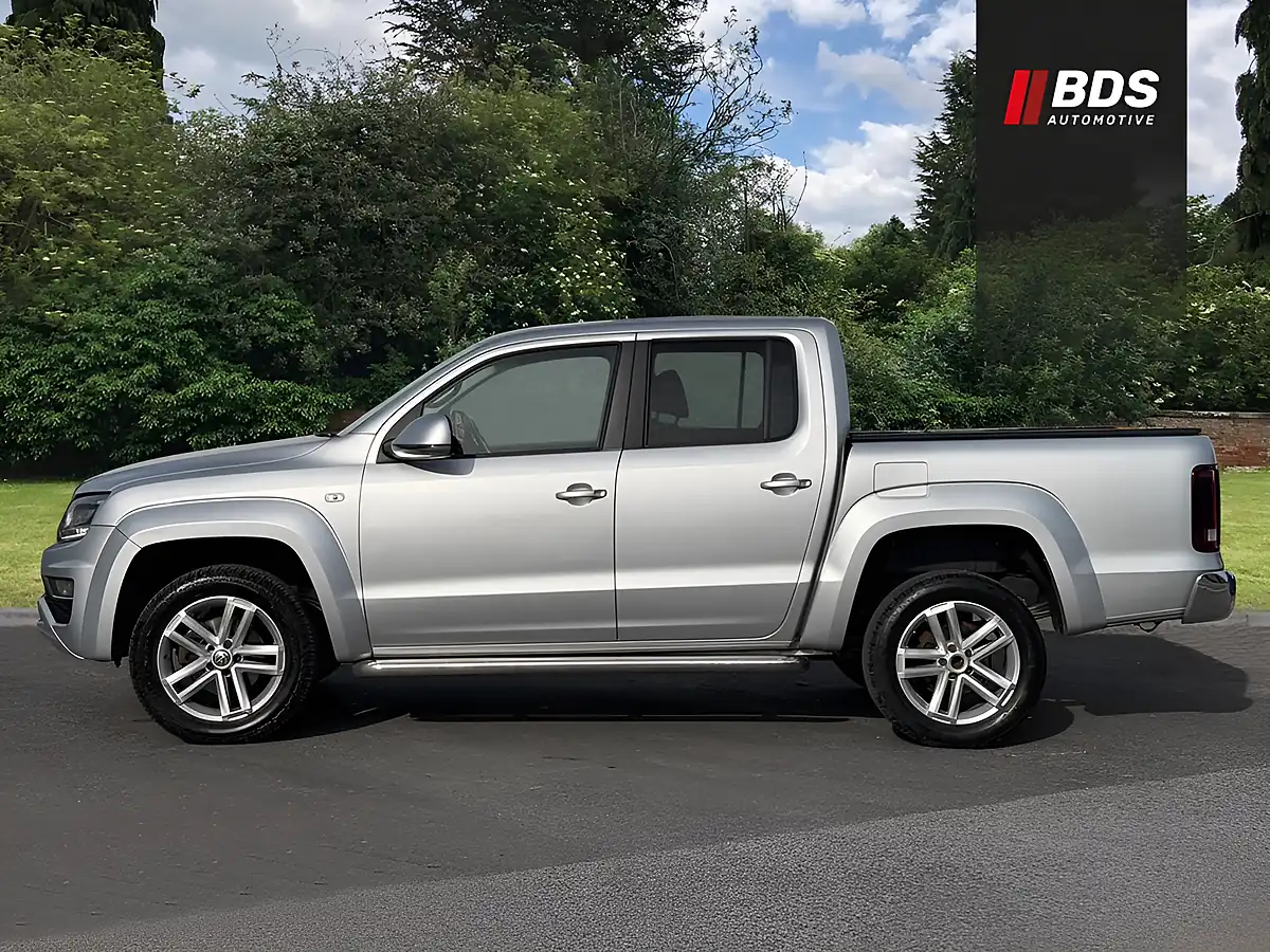 Used 2019 Volkswagen Amarok Highline Silver - Interior and Exterior details 9