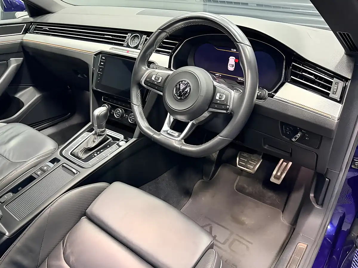Used 2019 Volkswagen Arteon R-Line Atlantic Blue Metallic - Interior and Exterior details 12