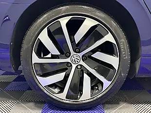 Used 2019 Volkswagen Arteon R-Line Atlantic Blue Metallic - Interior and Exterior details 19