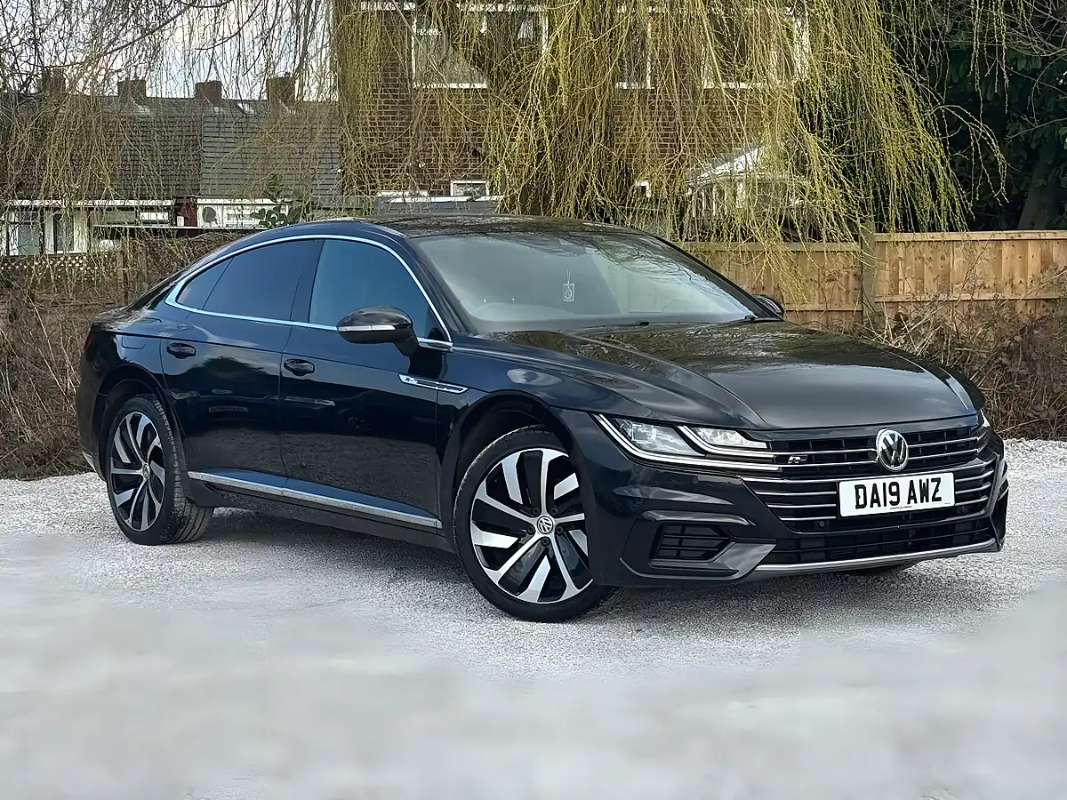 Used 2019 Volkswagen Arteon R-Line Black - Interior and Exterior details 16
