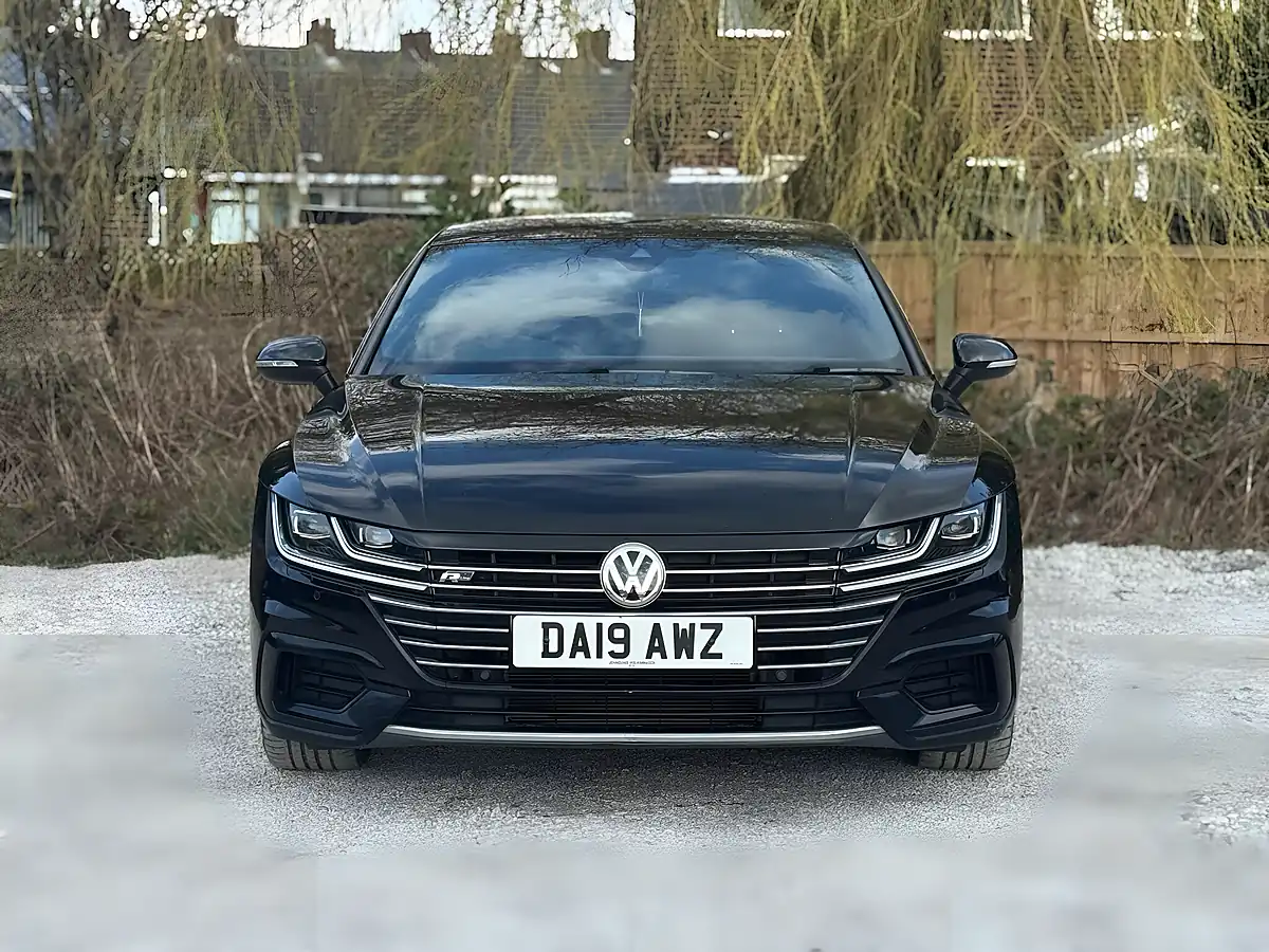 Used 2019 Volkswagen Arteon R-Line Black - Interior and Exterior details 5