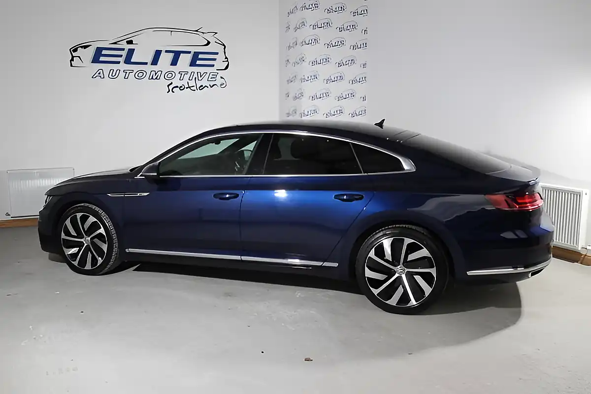 Used 2019 Volkswagen Arteon R-Line Fastback Blue - Interior and Exterior details 7