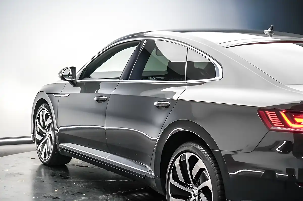 Used 2019 Volkswagen Arteon R-Line Grey - Interior and Exterior details 13