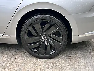 Used 2019 Volkswagen Arteon R-Line Silver - Interior and Exterior details 18