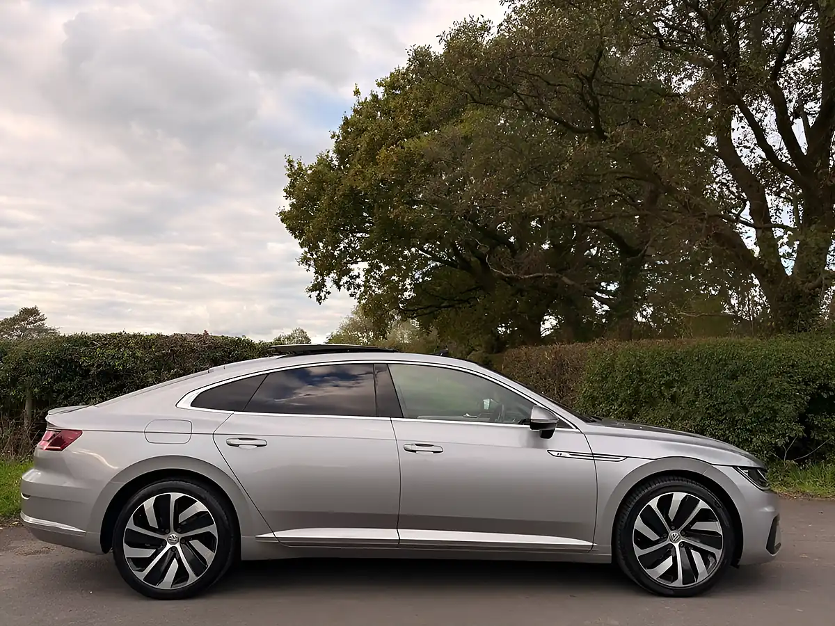 Used 2019 Volkswagen Arteon R-Line Silver - Interior and Exterior details 7
