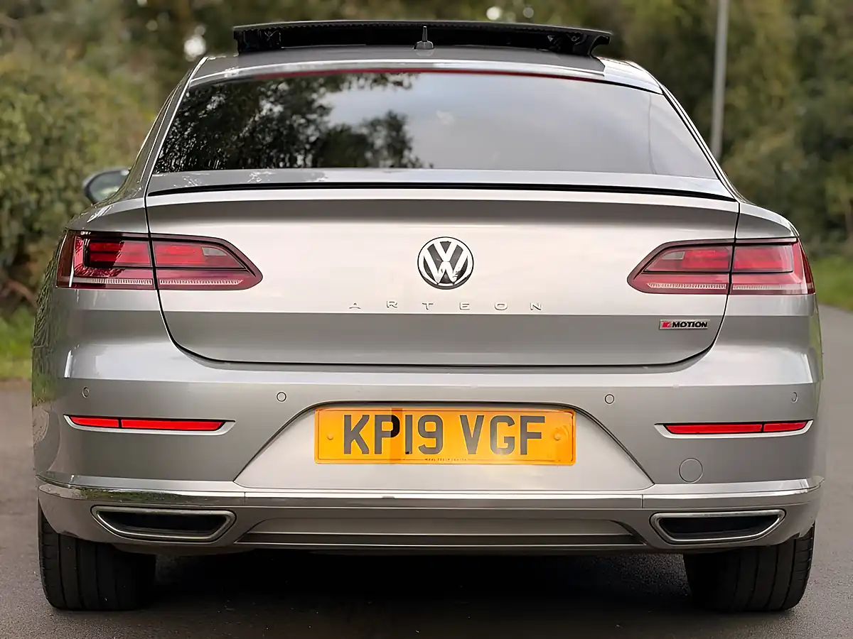 Used 2019 Volkswagen Arteon R-Line Silver - Interior and Exterior details 9
