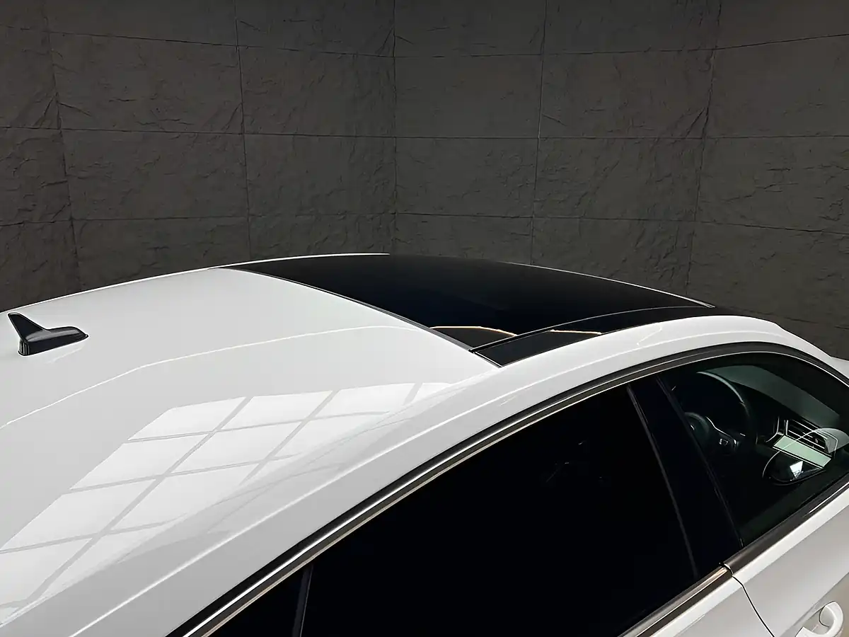 Used 2019 Volkswagen Arteon R-Line White - Interior and Exterior details 18