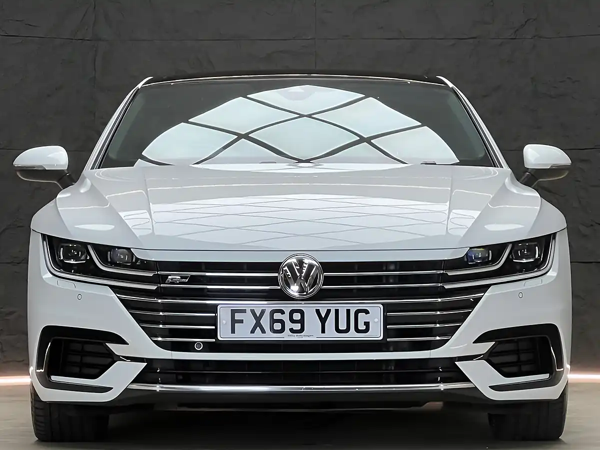 Used 2019 Volkswagen Arteon R-Line White - Interior and Exterior details 3