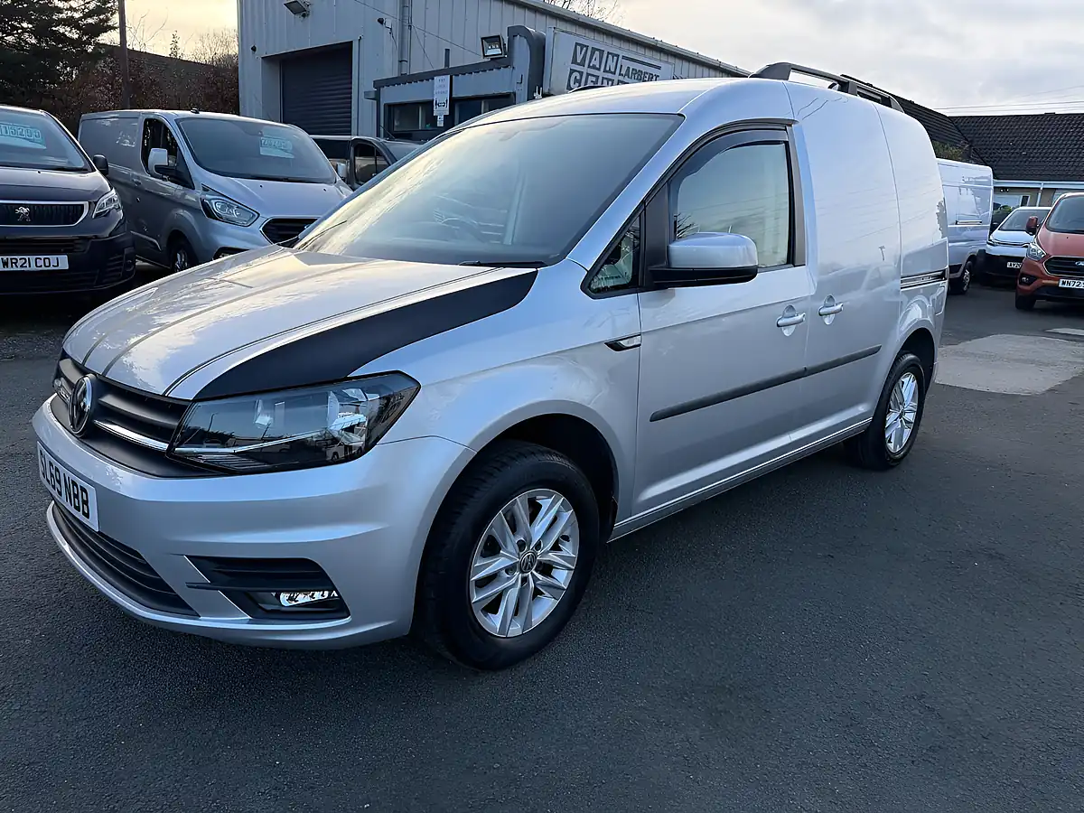 Used 2019 Volkswagen Caddy C20 Highline Silver - Interior and Exterior details 17