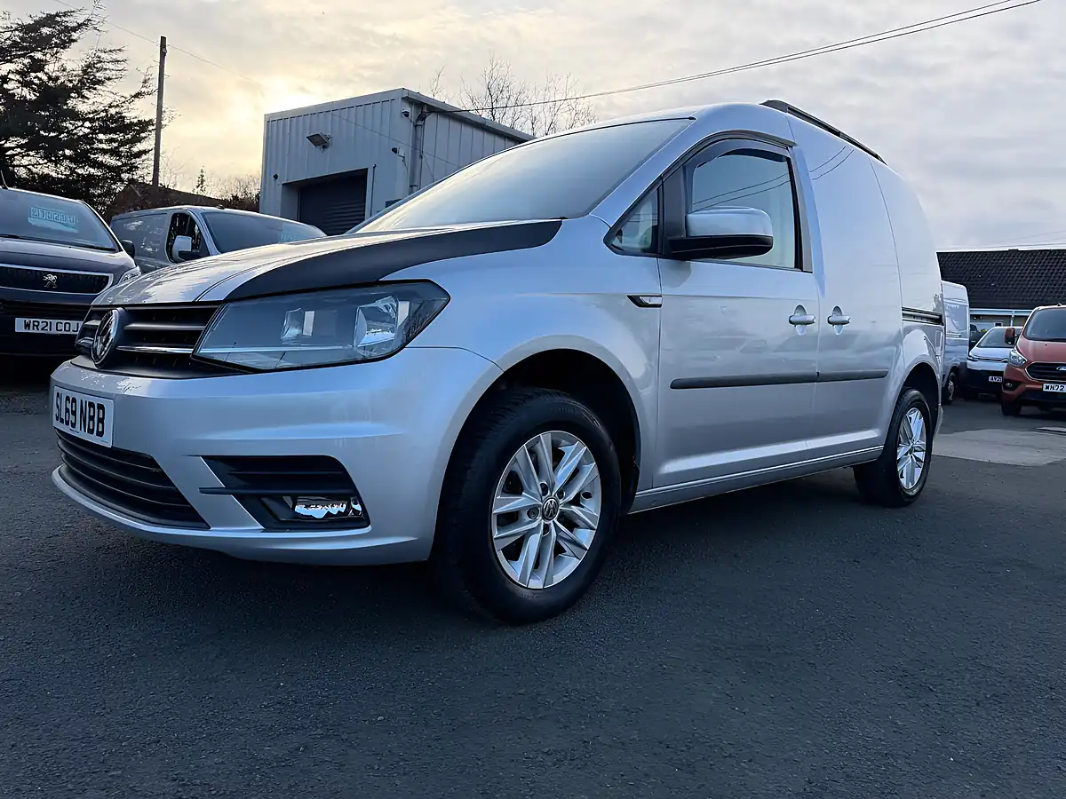 Used 2019 Volkswagen Caddy C20 Highline Silver - Interior and Exterior details 19