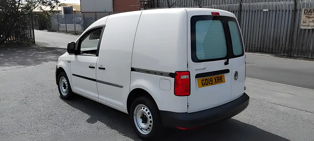 Used 2019 Volkswagen Caddy C20 Startline White - Interior and Exterior details 5