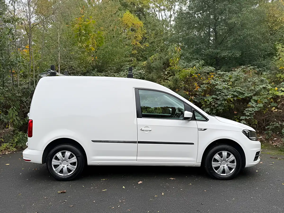 Used 2019 Volkswagen Caddy C20 Trendline Swb White - Interior and Exterior details 5