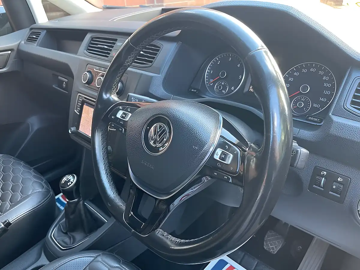 Used 2019 Volkswagen Caddy Highline Grey - Interior and Exterior details 11