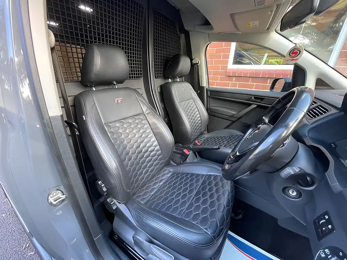 Used 2019 Volkswagen Caddy Highline Grey - Interior and Exterior details 3