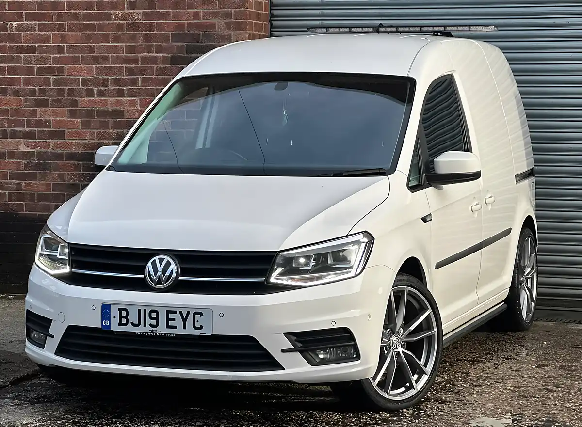 Used 2019 Volkswagen Caddy Highline White - Interior and Exterior details 2