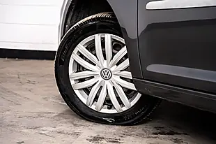 Used 2019 Volkswagen Caddy Life Life Indium Grey - Interior and Exterior details 12