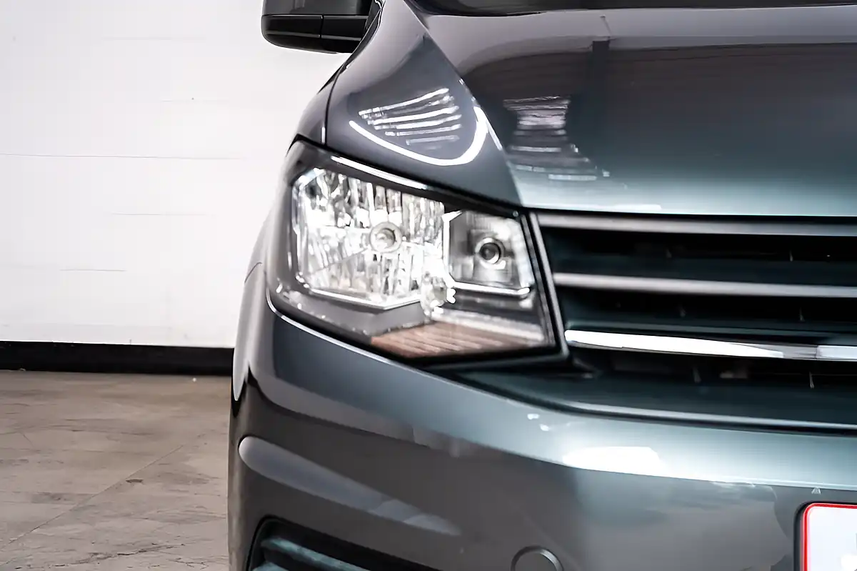 Used 2019 Volkswagen Caddy Life Life Indium Grey - Interior and Exterior details 14