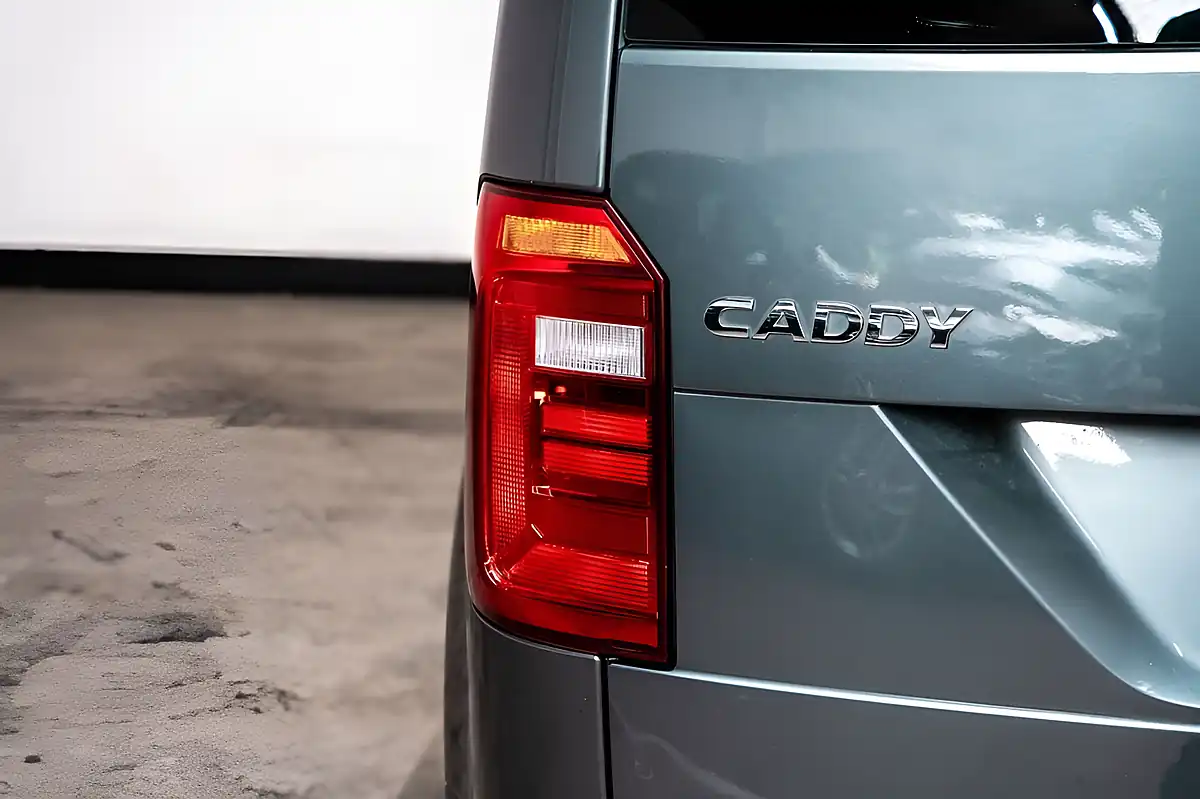 Used 2019 Volkswagen Caddy Life Life Indium Grey - Interior and Exterior details 15