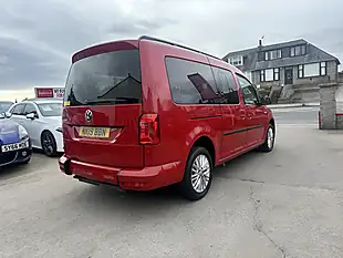 Used 2019 Volkswagen Caddy Maxi C20 Maxi Red - Interior and Exterior details 15