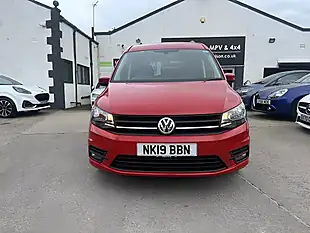 Used 2019 Volkswagen Caddy Maxi C20 Maxi Red - Interior and Exterior details 5