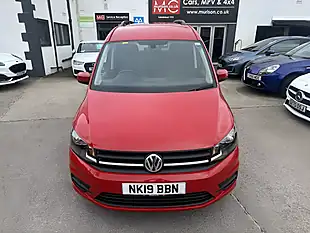 Used 2019 Volkswagen Caddy Maxi C20 Maxi Red - Interior and Exterior details 8