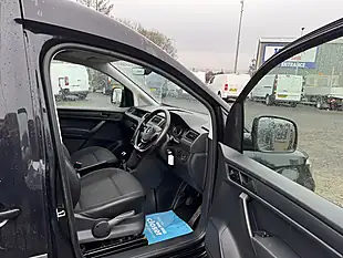 Used 2019 Volkswagen Caddy Maxi Highline - Interior and Exterior details 10