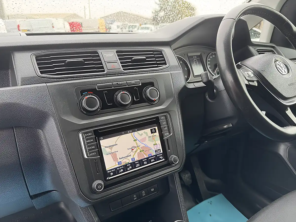 Used 2019 Volkswagen Caddy Maxi Highline - Interior and Exterior details 14