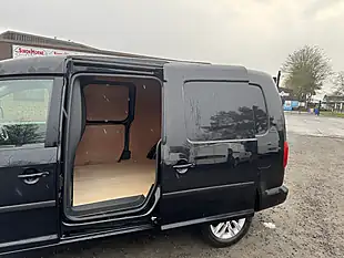 Used 2019 Volkswagen Caddy Maxi Highline - Interior and Exterior details 15