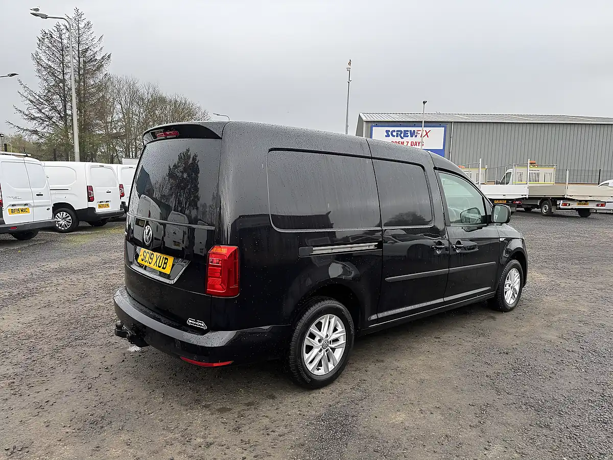 Used 2019 Volkswagen Caddy Maxi Highline - Interior and Exterior details 6
