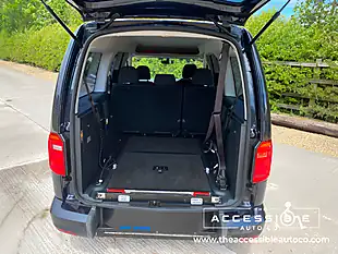 Used 2019 Volkswagen Caddy Maxi Life Blue - Interior and Exterior details 10