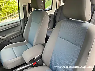 Used 2019 Volkswagen Caddy Maxi Life Blue - Interior and Exterior details 13