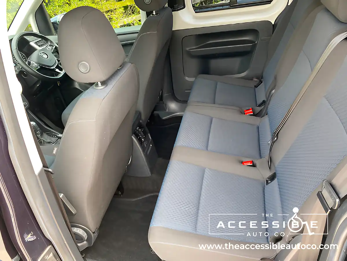 Used 2019 Volkswagen Caddy Maxi Life Blue - Interior and Exterior details 14