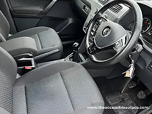 Used 2019 Volkswagen Caddy Maxi Life C20 Blue - Interior and Exterior details 13