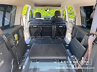 Used 2019 Volkswagen Caddy Maxi Life Grey - Interior and Exterior details 12
