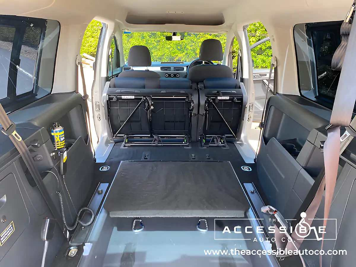 Used 2019 Volkswagen Caddy Maxi Life Grey - Interior and Exterior details 12