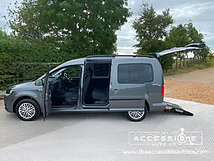 Used 2019 Volkswagen Caddy Maxi Life Grey - Interior and Exterior details 11