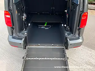 Used 2019 Volkswagen Caddy Maxi Life Grey - Interior and Exterior details 13