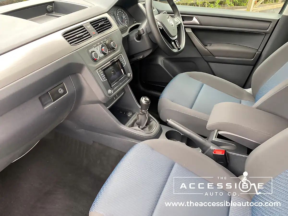 Used 2019 Volkswagen Caddy Maxi Life Grey - Interior and Exterior details 15