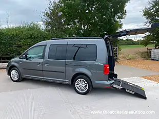 Used 2019 Volkswagen Caddy Maxi Life Grey - Interior and Exterior details 7
